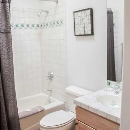 Eastside Enchantment Two-Bedroom Condo Apartment Santa Fe