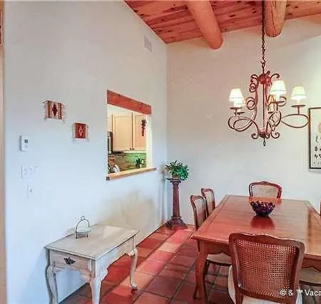 Eastside Enchantment Two-Bedroom Condo Apartment Santa Fe