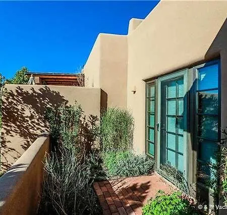 Apartment Eastside Enchantment Two-Bedroom Condo *